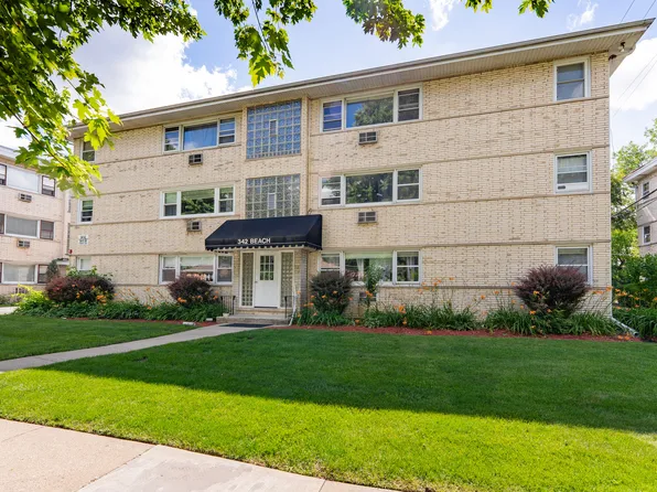 342 Beach Ave APT 2B, La Grange Park, IL 60526