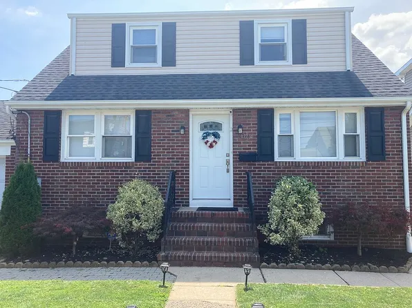 700 4th St, Secaucus, NJ 07094