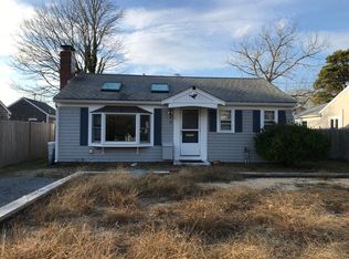 15 Mayflower Rd, West Yarmouth, MA 02673