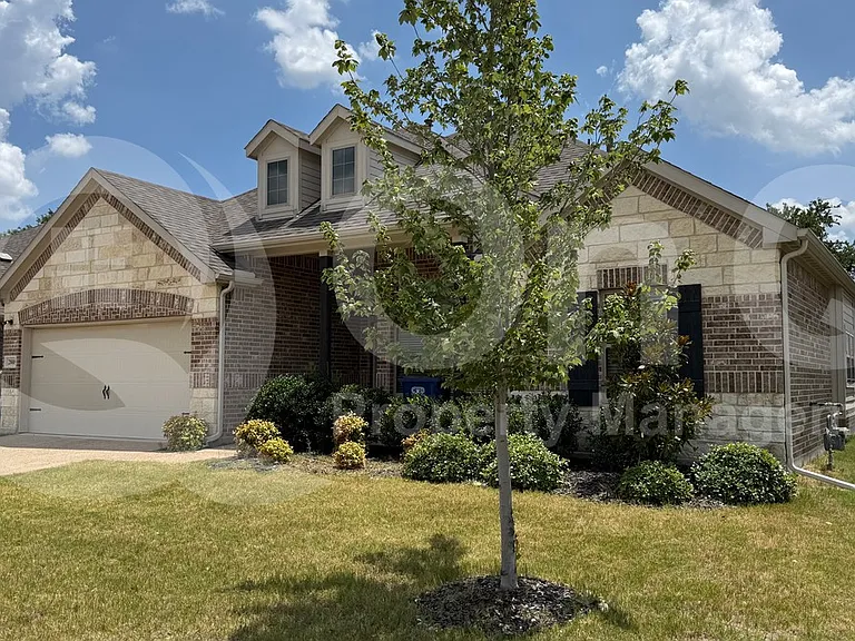 2808 Pronghorn Dr — Photo 3