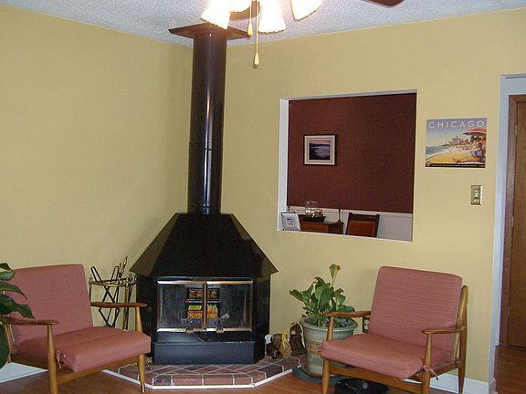 2nd image of 6605 Shrewsbury Dr