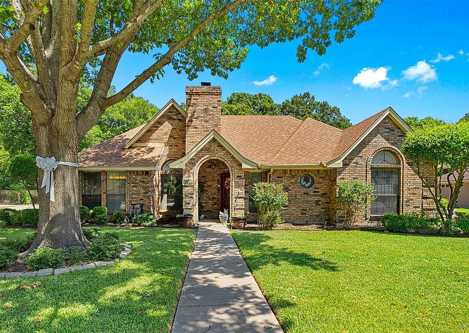1st image of 744 Arbor Creek Dr
