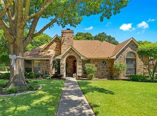 744 Arbor Creek Dr, Desoto, TX 75115