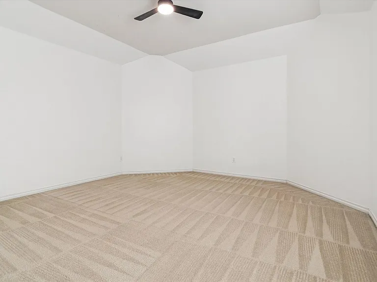 1116 Charleston Ln — Photo 20