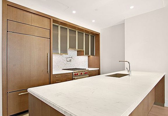 3rd image of 100 Barclay St APT 12E