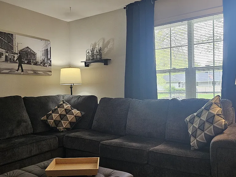 2406 Roxbury Rd — Photo 24