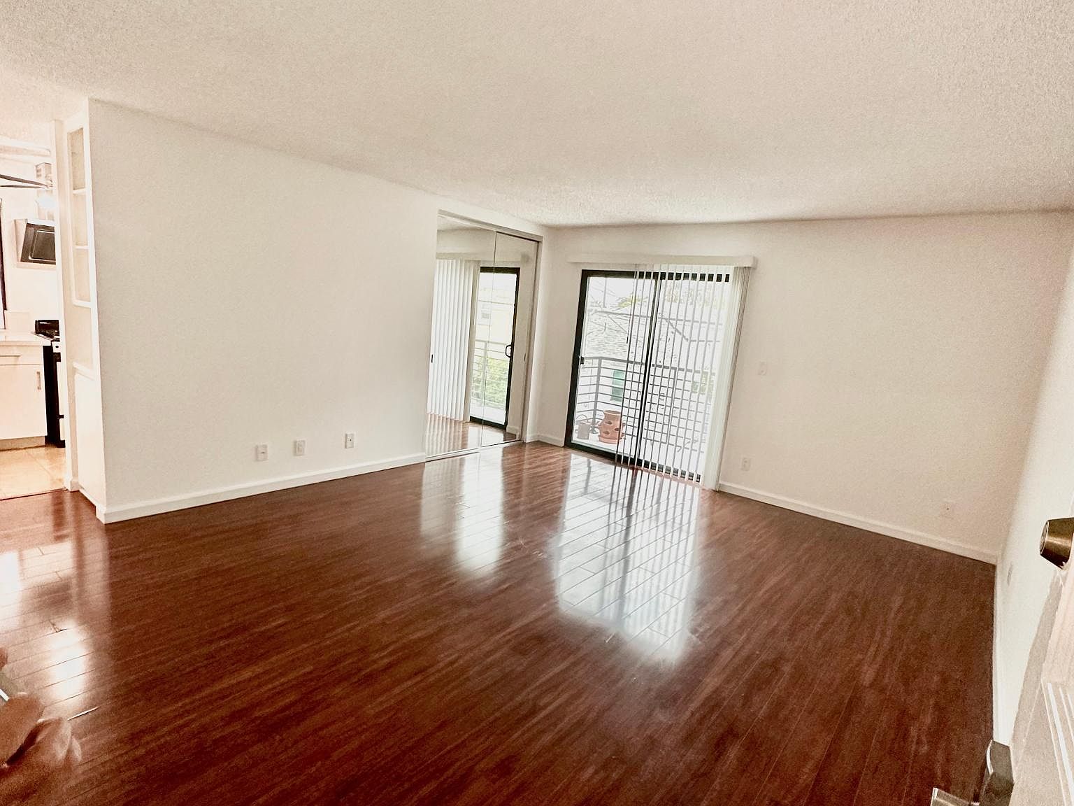 120 Brooks Ave APT 3, Venice, CA 90291 Zillow