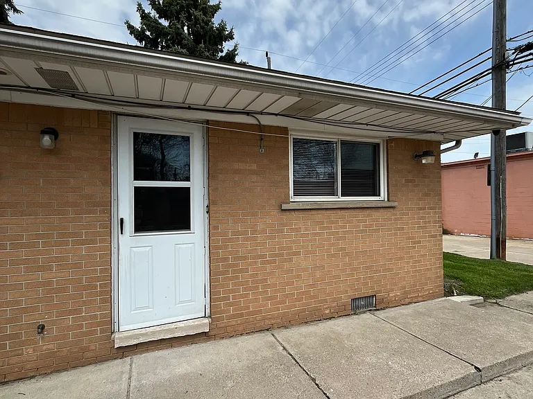 4059 Longtin Ave — Photo 10