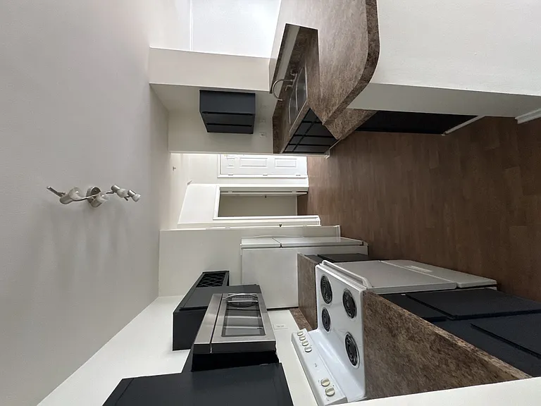 Wesley St. James Apartments at Sandy Springs — Photo 99