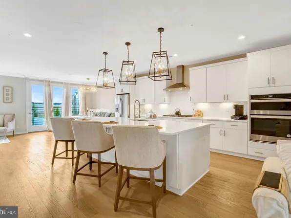 4763 Tatum Mill Way Unit 204, Chantilly, VA 20151