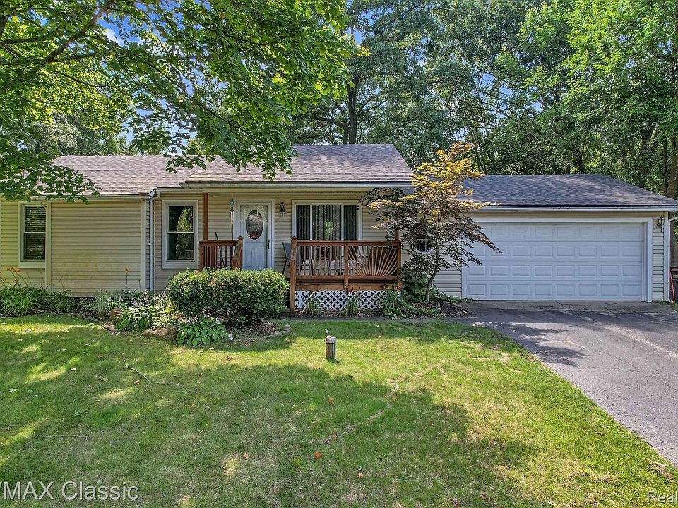 1st image of 1422 Apple Orchard Ln