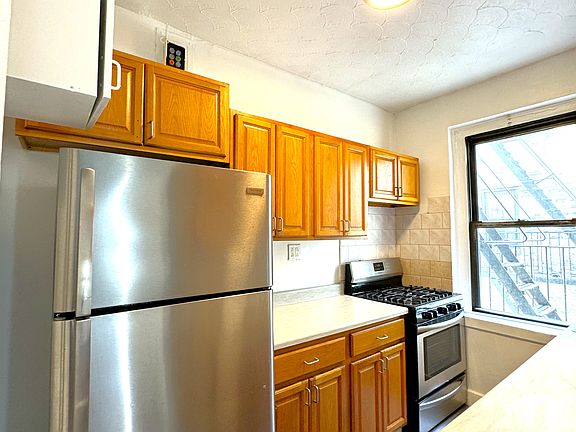 2nd image of 21-16 33rd St #4A