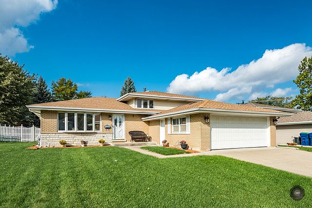 1st image of 8908 S 85th Ave