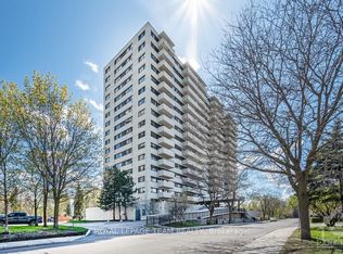 40 Landry St #1710, Ottawa, ON K1L8K4