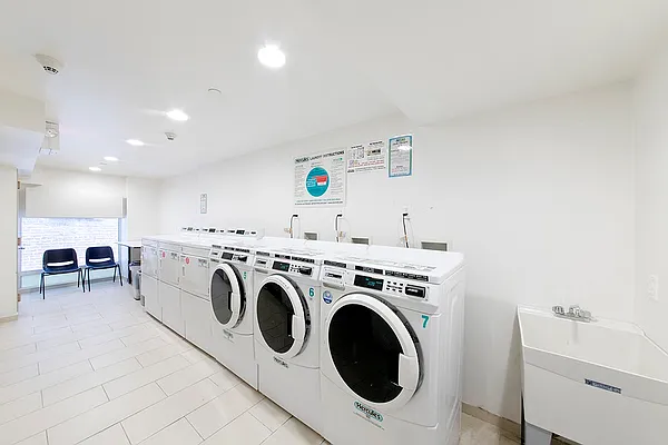 Rented by Bold New York | media 17