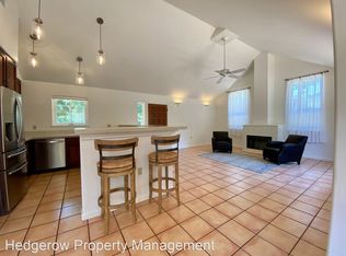 1205 Hagen Rd, Napa, CA 94558