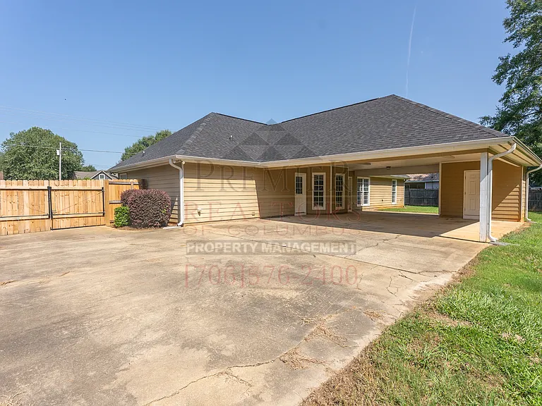 251 Owens Rd — Photo 4