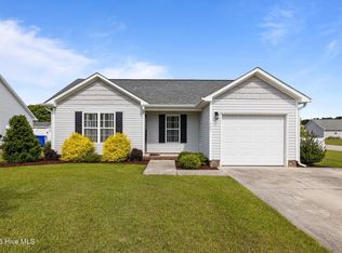 423 Meeting St, Beaufort, NC 28516