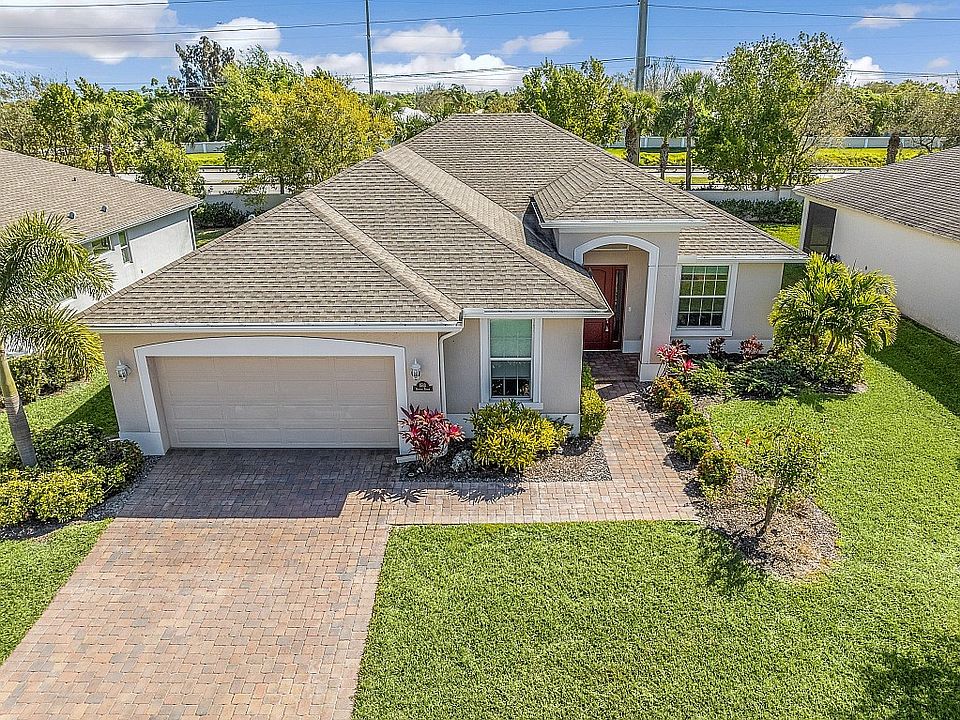 1st image of 1513 Segovia Cir
