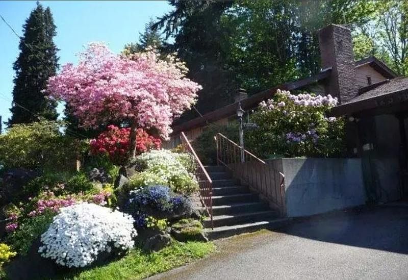 1st image of 12568 Densmore Ave N