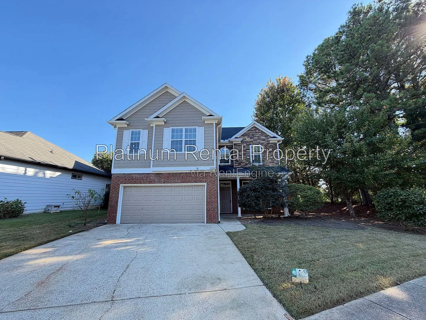 3 bed, 2.5 bath, 1890 sqft, $2,499 — Photo 2