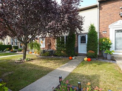 234 Stepping Stone Ln, Orchard Park, NY, 14127