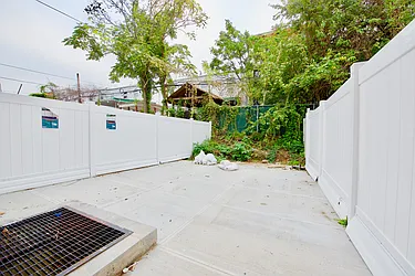 Rented by Nolita Group