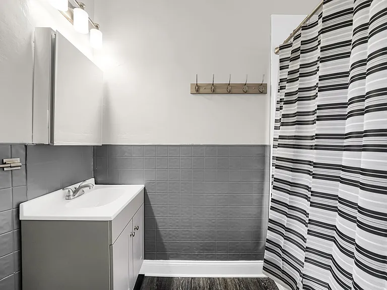 36 Callodine Ave #1 — Photo 15
