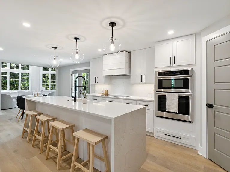 1110 W Valley Rd — Photo 26