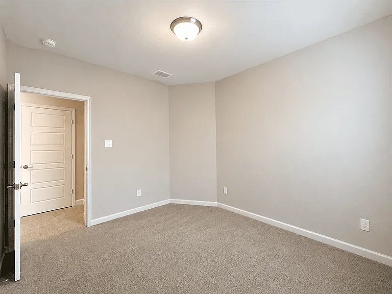 7220 Magnolia Vlg #201 — Photo 11