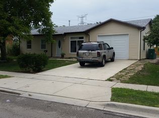 607 Murphy Dr, Romeoville, IL 60446