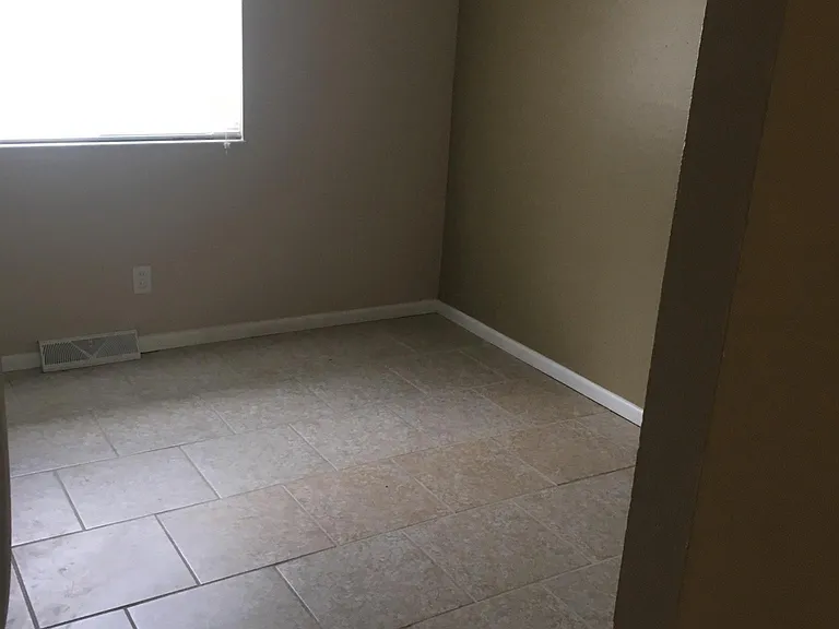 340 San Juan Dr #C — Photo 4