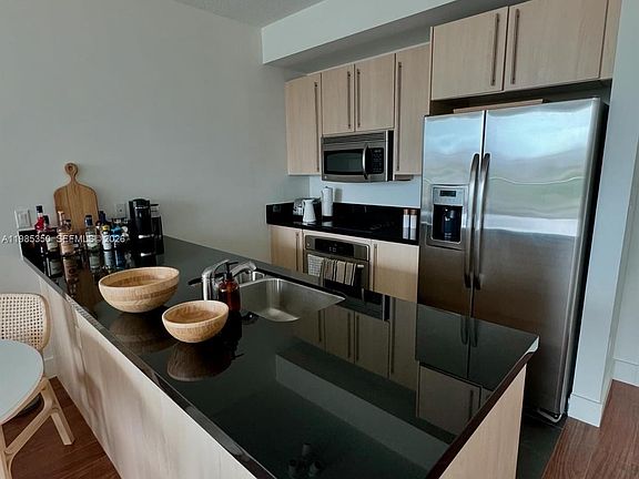 5th image of 79 SW 12th St APT 1502