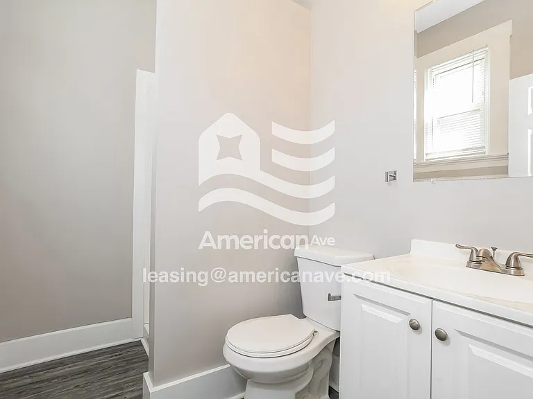 936290_013_wm_-_bathroom_13185044.jpg