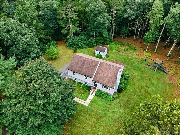 2nd image of 41 Timber Ridge Rd