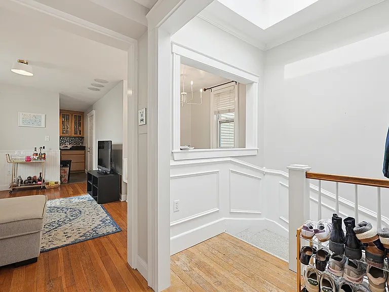 36 Telegraph St — Photo 2