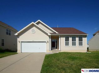 3870 S 190th St, Omaha, NE 68130