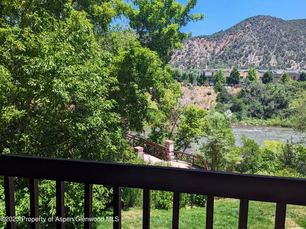 2702 Midland Ave APT 3C, Glenwood Springs, CO 81601
