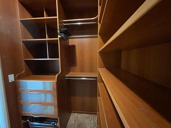 5th image of 2908 Royal Palm Ave APT 3