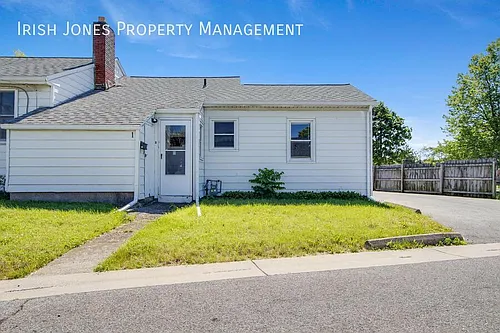 1 Idlebrook Dr Photo 1