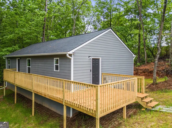 3662 Lakeview Dr, Gainesville, GA 30501