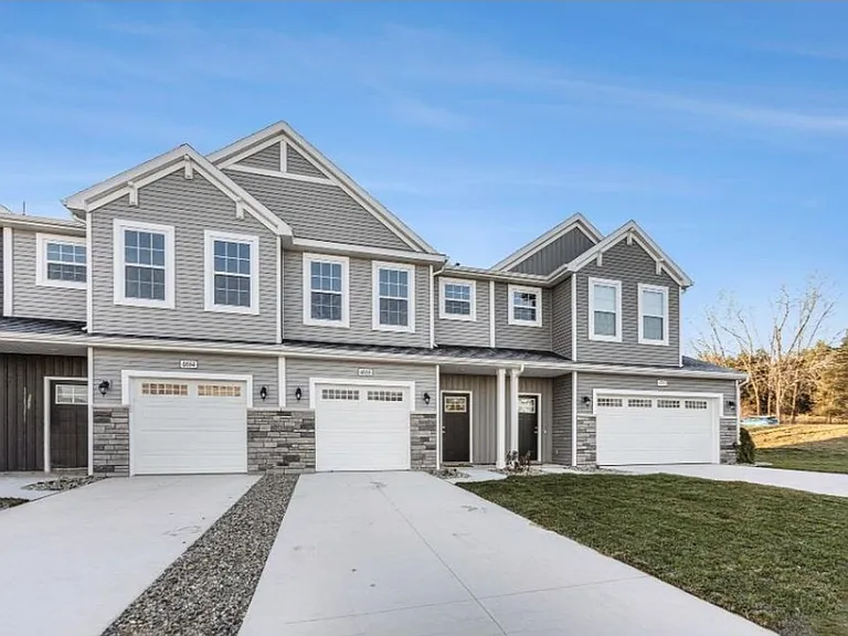 4633 Glen Haven Dr — Photo 1
