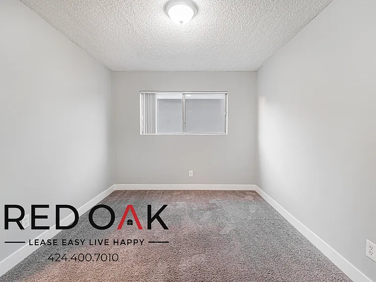 660 S Riverside Ave #D — Photo 14