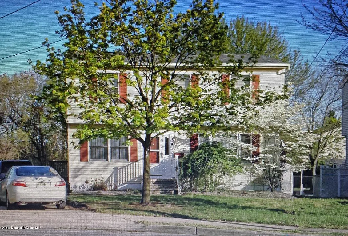 109 Fulton St photo 1