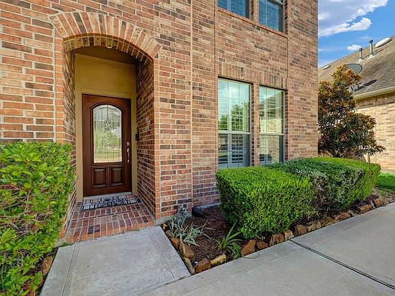 4th image of 24635 Blue Opal Ln