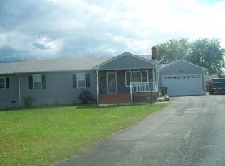 6627 Belfrys Ct W, Bealeton, VA 22712