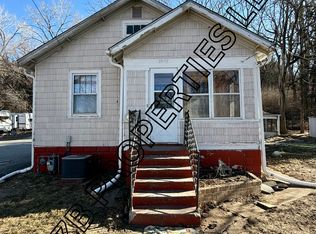 1813 Tostevin St, Council Bluffs, IA 51503