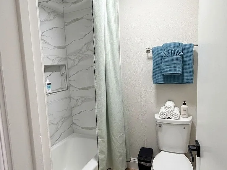 21807 Galewood Ln — Photo 30