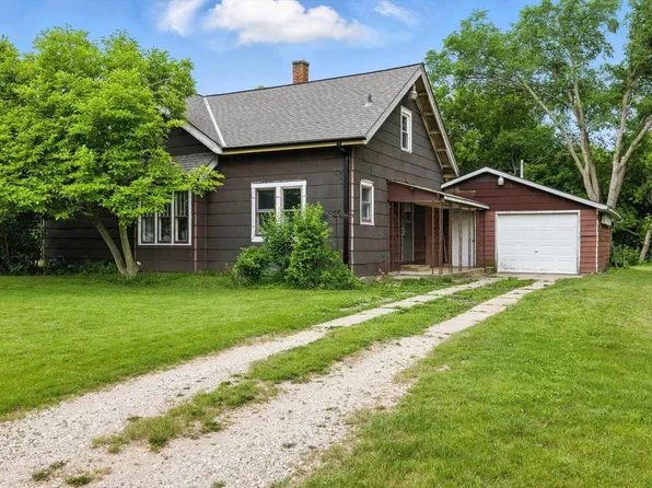 9605 South Burrell STREET, Oak Creek, WI 53154