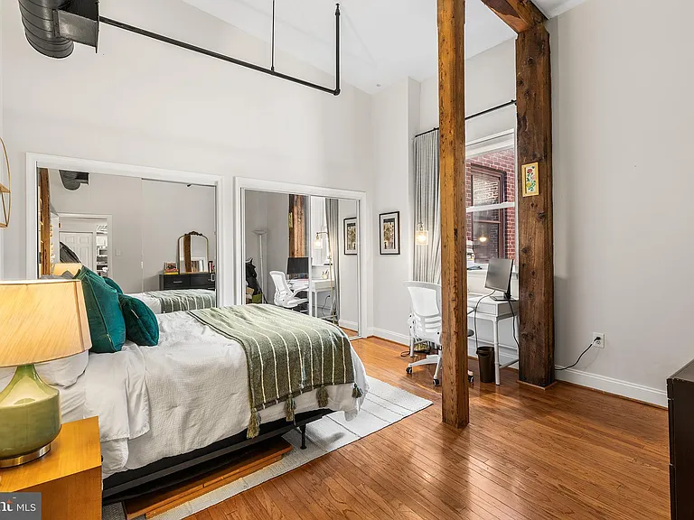 205 N 4th St #11-F5 — Photo 19